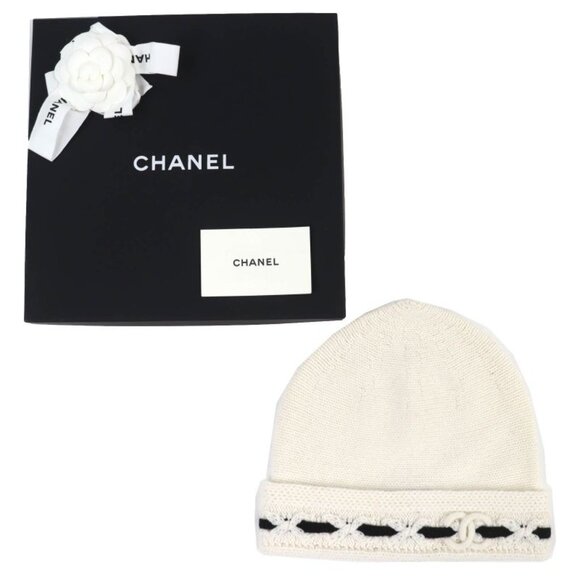 Chanel Cashmere CC Logo Knit Cap White Black main image 7
